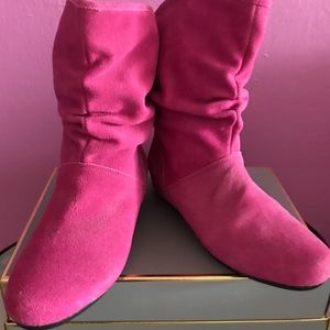 Steve Madden Hot Pink Suede Low Boots